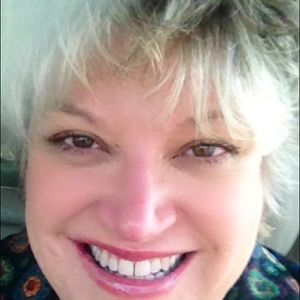 Meet your Posher, Vickie